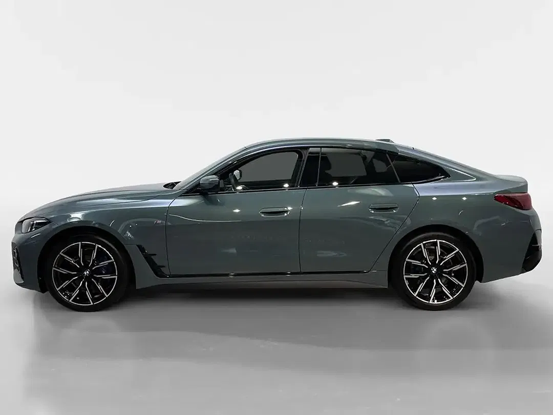 BMW i4 M Sport - Thumbnail 3