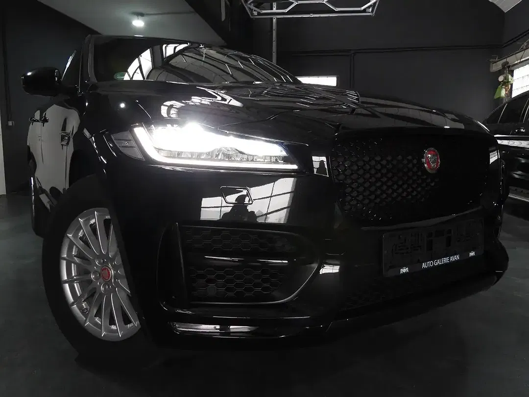 Jaguar F-Pace 4x4 R-Sport - foto 1