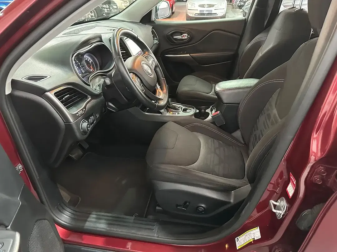 Jeep Cherokee Longitude - foto 15