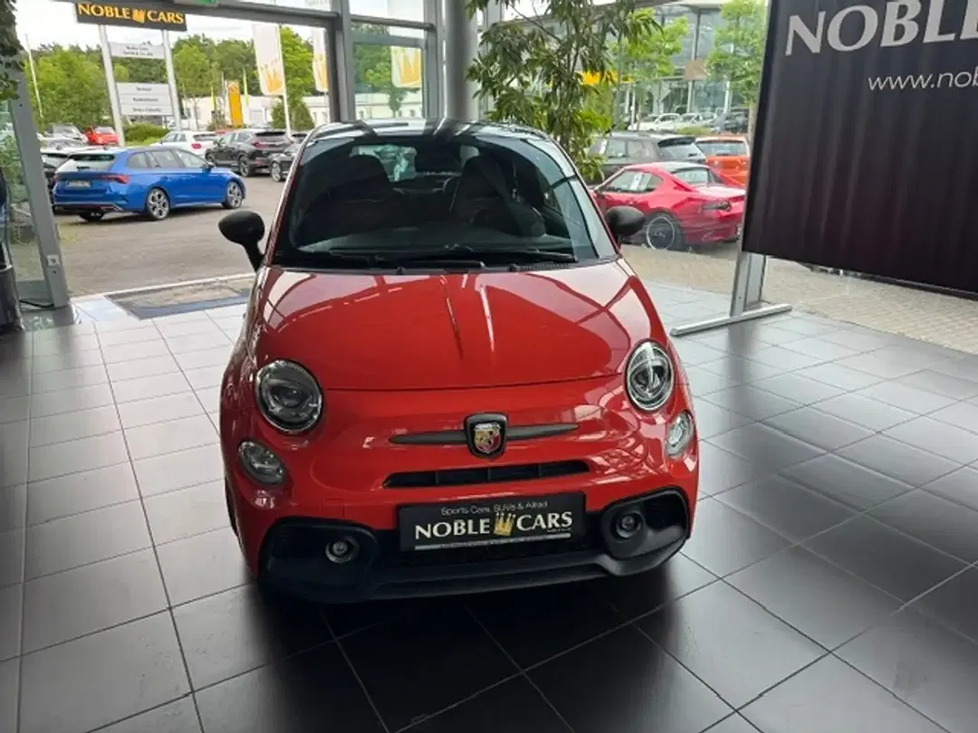 Abarth 695 - Thumbnail 3