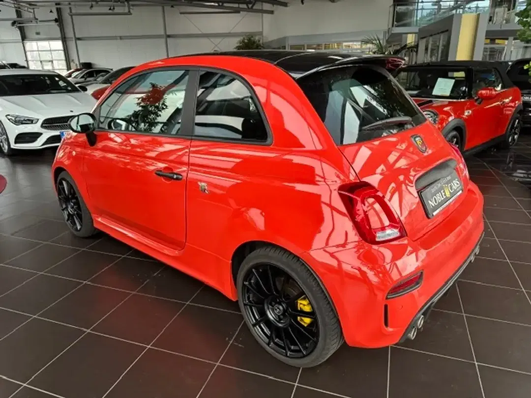 Abarth 695 - Thumbnail 6
