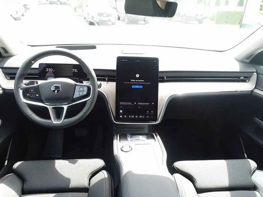 Volvo EX90 Twin Motor Executive Edition - Thumbnail 11