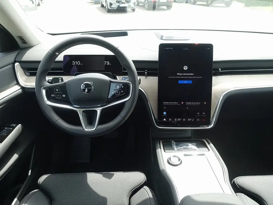 Volvo EX90 Twin Motor Executive Edition - Thumbnail 12