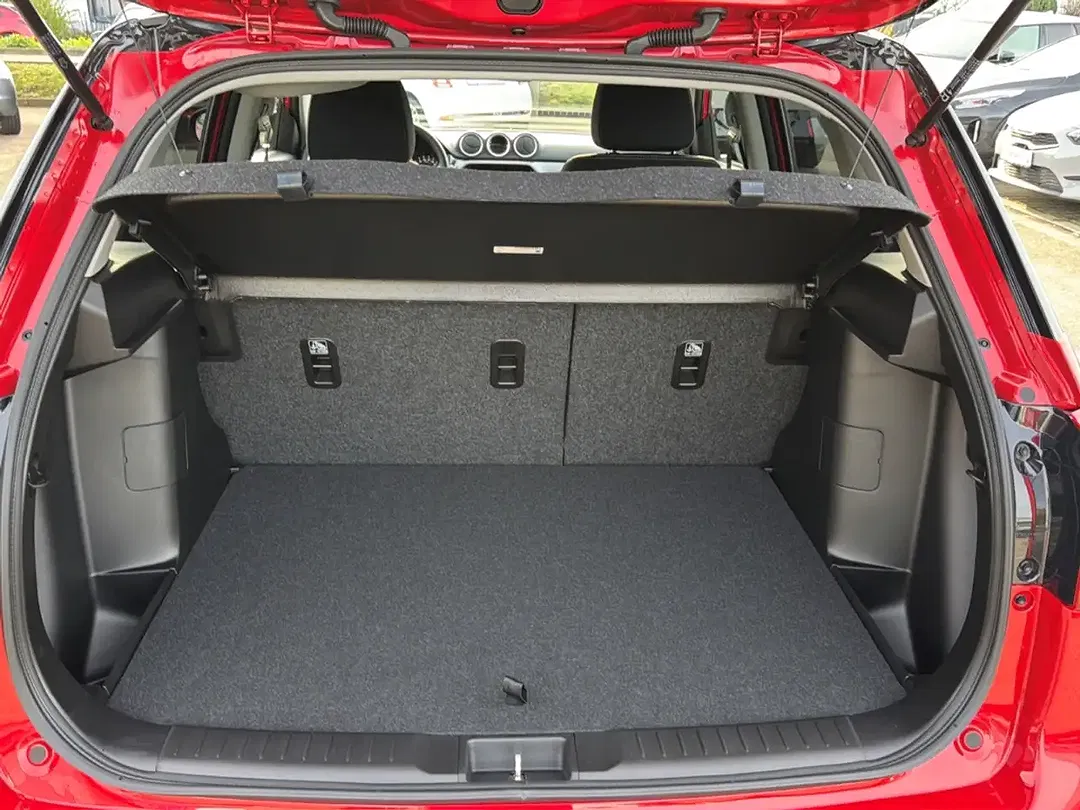 Suzuki Vitara 1.4 AUT AllGrip 4x4 Comfort - Thumbnail 14