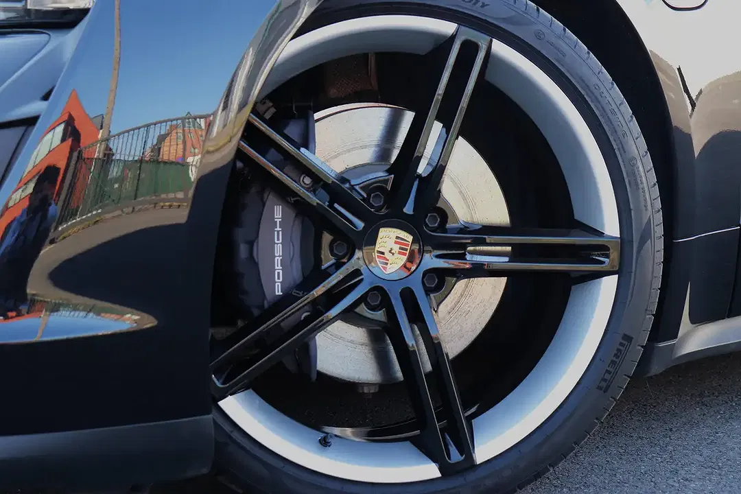 Porsche Taycan 4 Coupe - Thumbnail 18