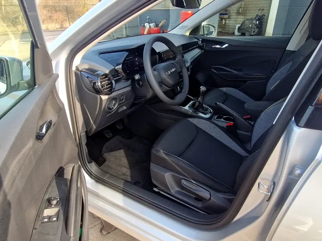 Skoda Fabia 1.0 TSI Drive - Thumbnail 7