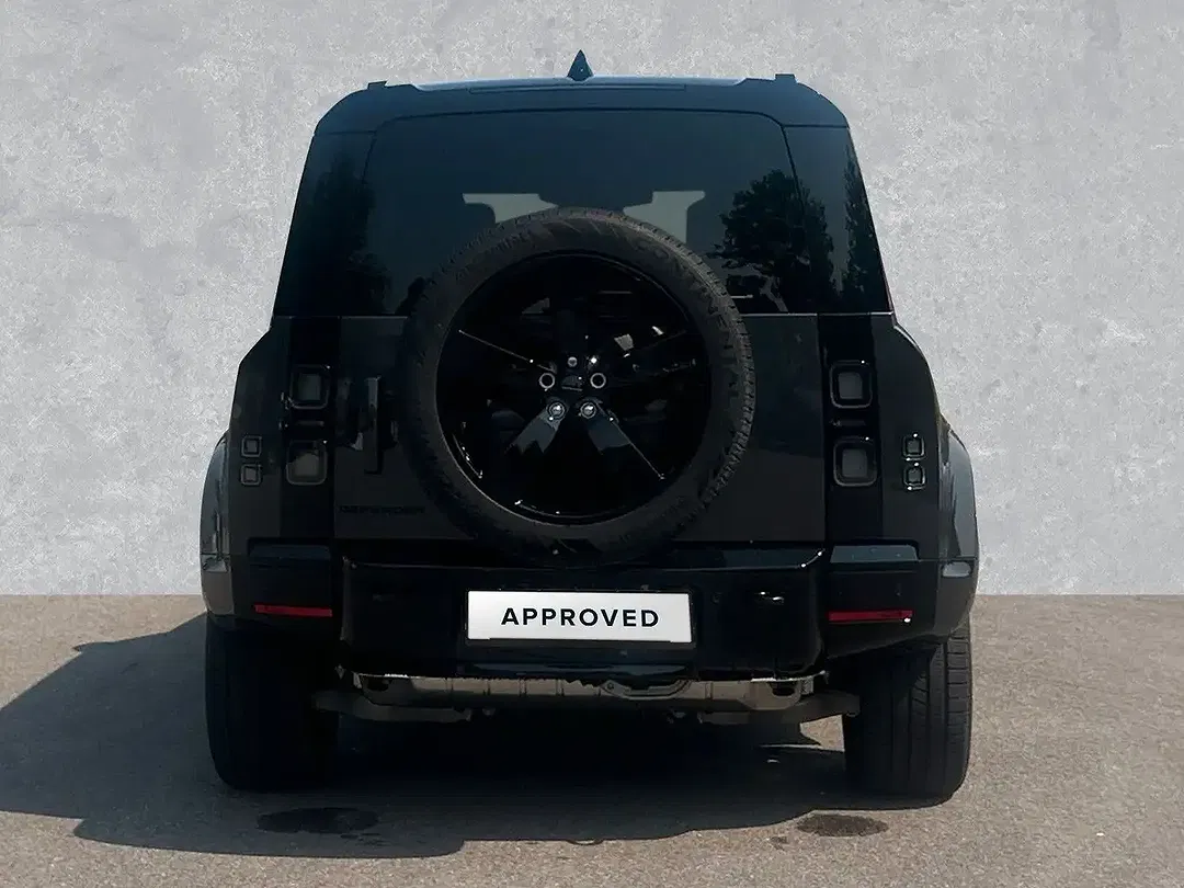 Land Rover Defender P300e 110 X-Dynamic HSE - Thumbnail 8