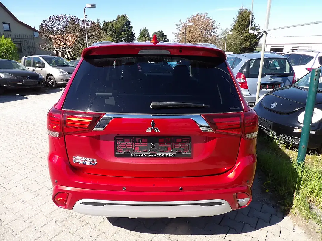 Mitsubishi Outlander PHEV AUT 4WD Spirit - Thumbnail 6