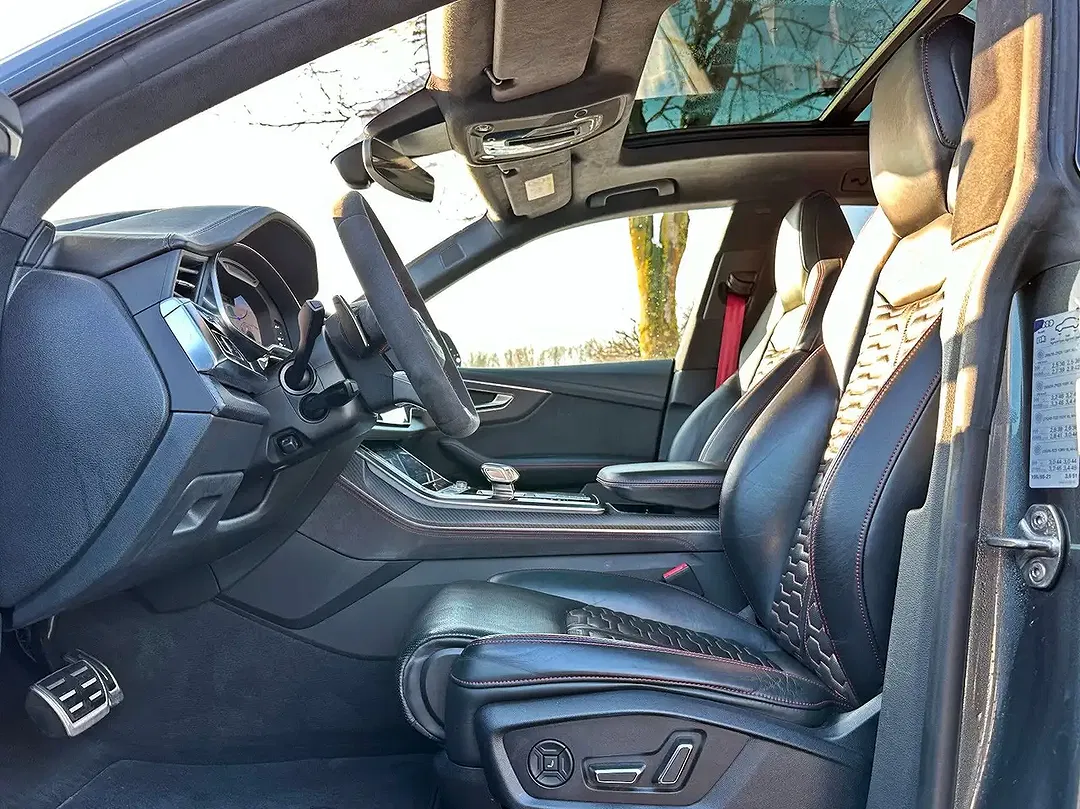 Audi RS Q8 quattro - Thumbnail 13