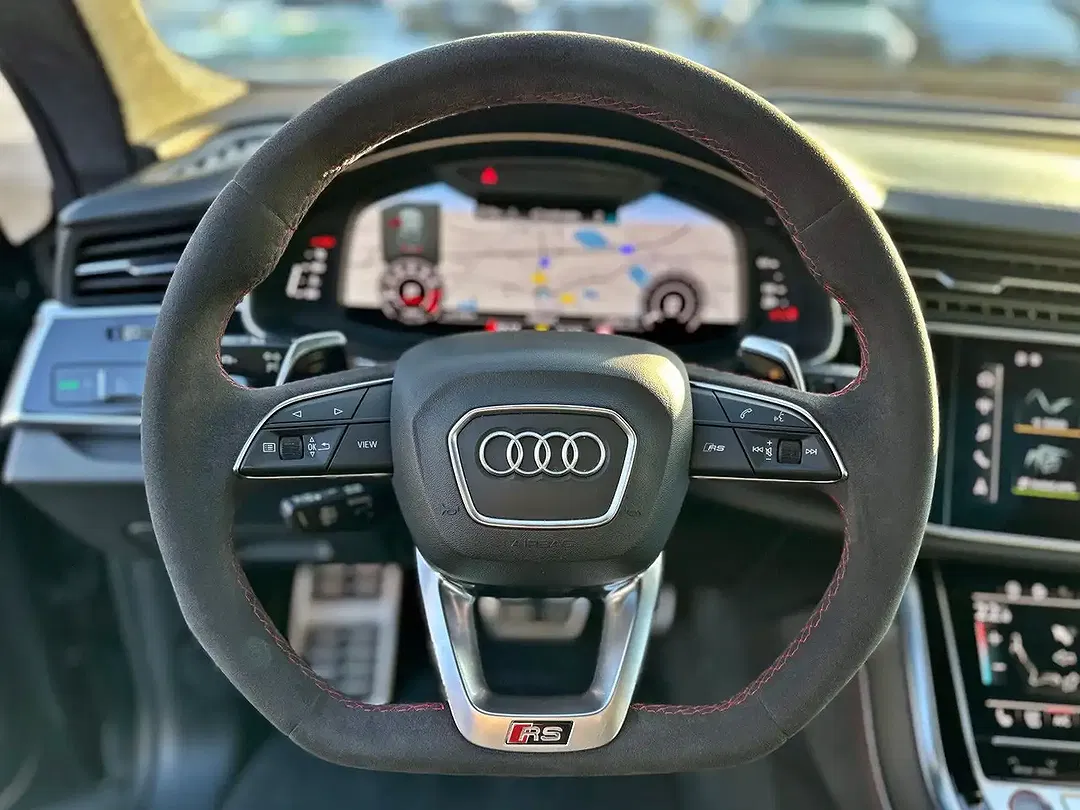 Audi RS Q8 quattro - foto 15
