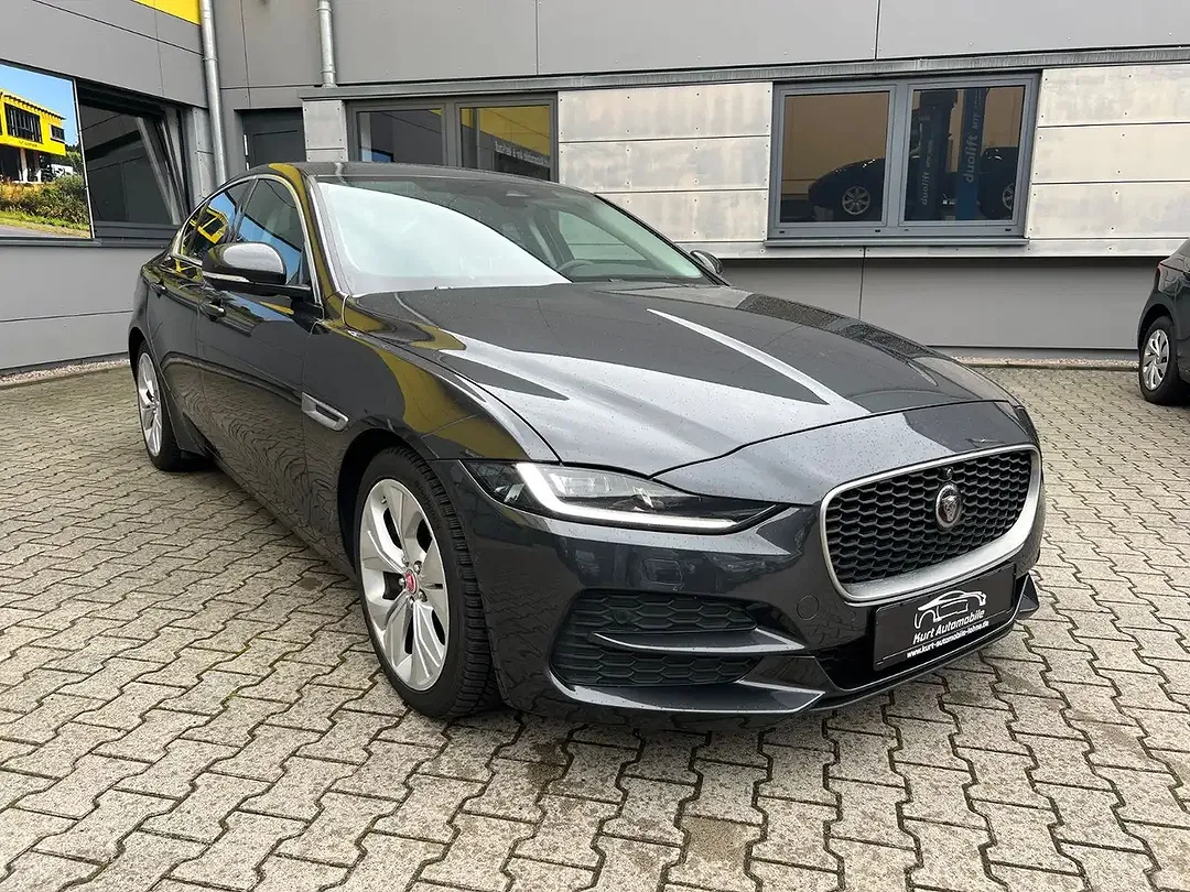 Jaguar XE AUT S - Thumbnail 8