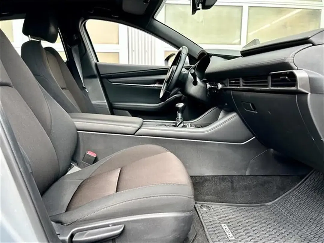 Mazda 3 e-SKYACTIV Comfort - Thumbnail 10