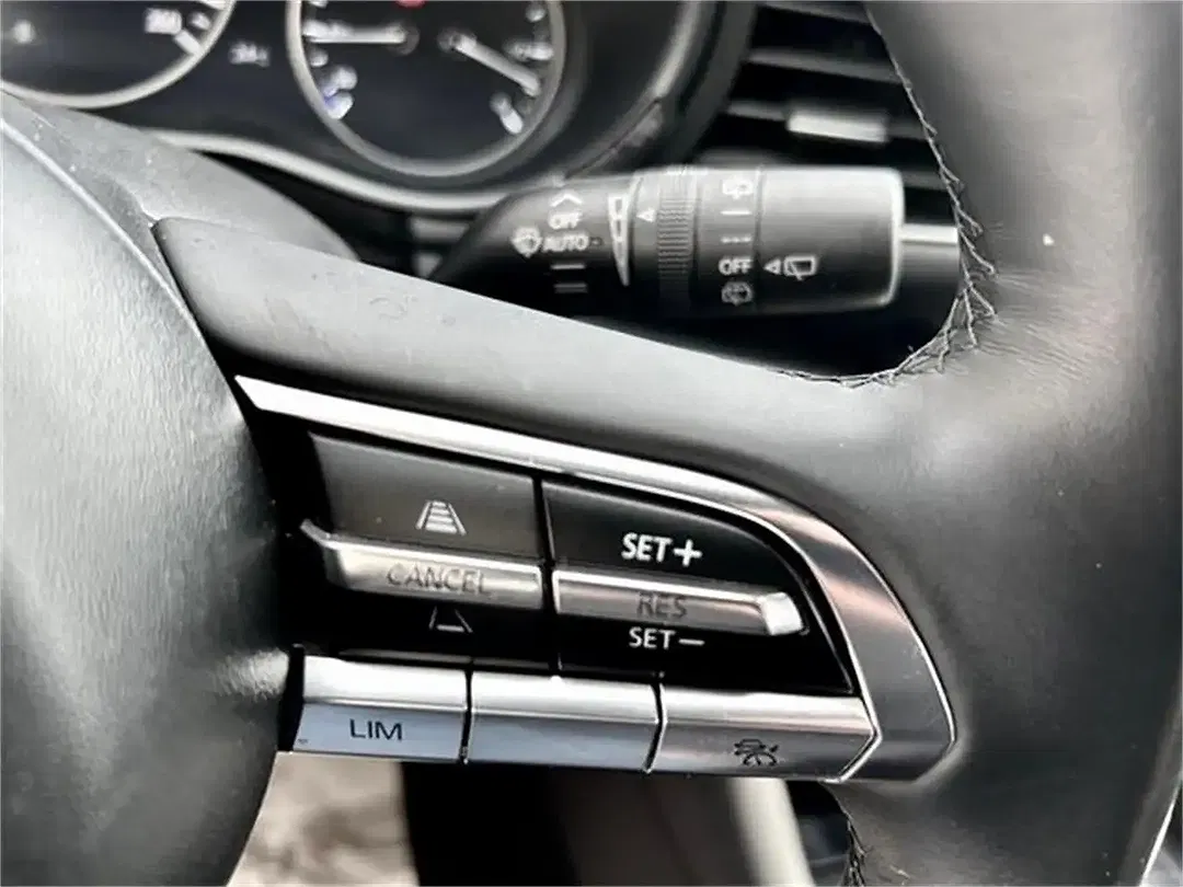 Mazda 3 e-SKYACTIV Comfort - Thumbnail 12