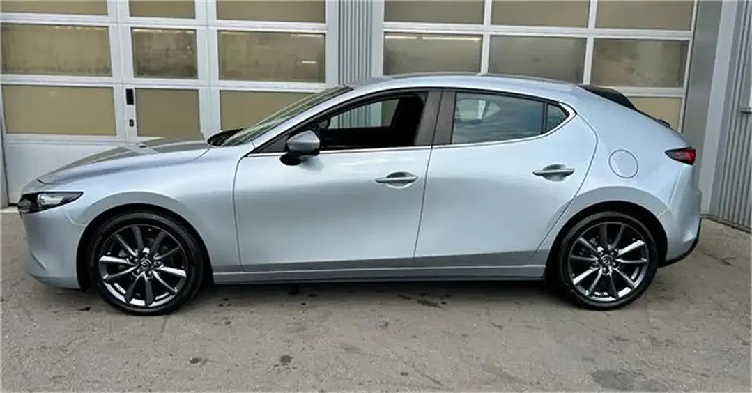 Mazda 3 e-SKYACTIV Comfort - Thumbnail 2