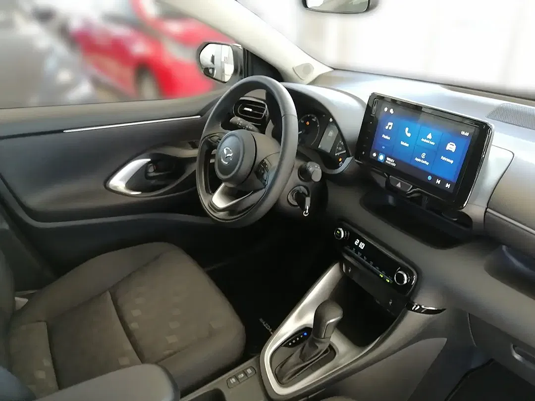 Mazda 2 Centre-Line - Thumbnail 12