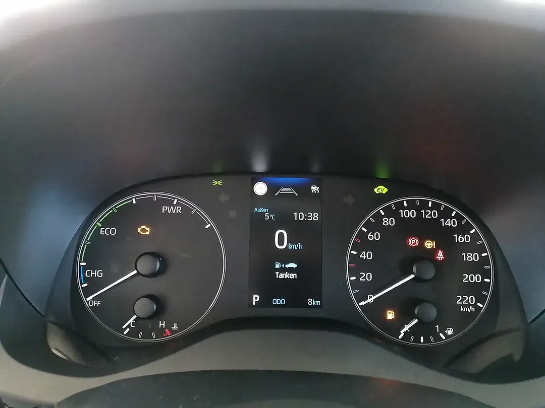Mazda 2 Centre-Line - Thumbnail 4