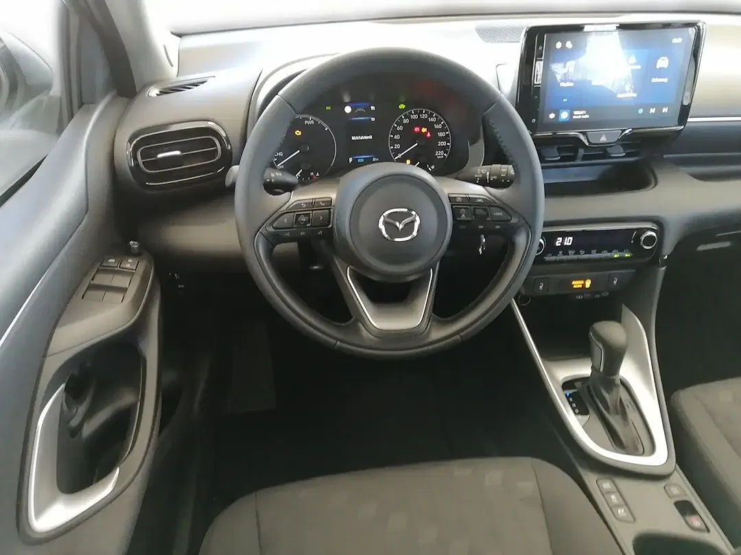 Mazda 2 Centre-Line - Thumbnail 7