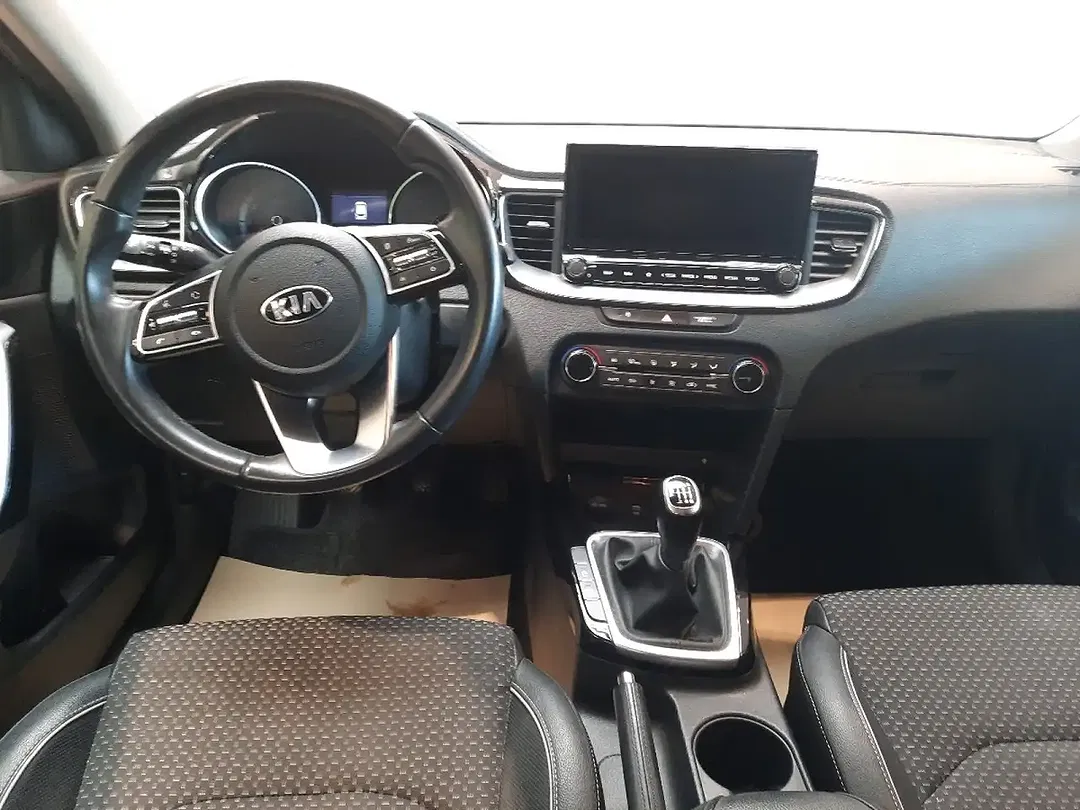 Kia Ceed SW / cee'd SW - Thumbnail 10