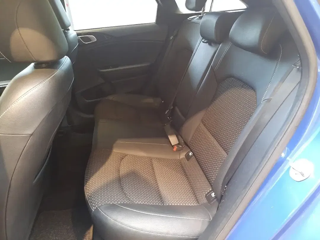 Kia Ceed SW / cee'd SW - Thumbnail 13