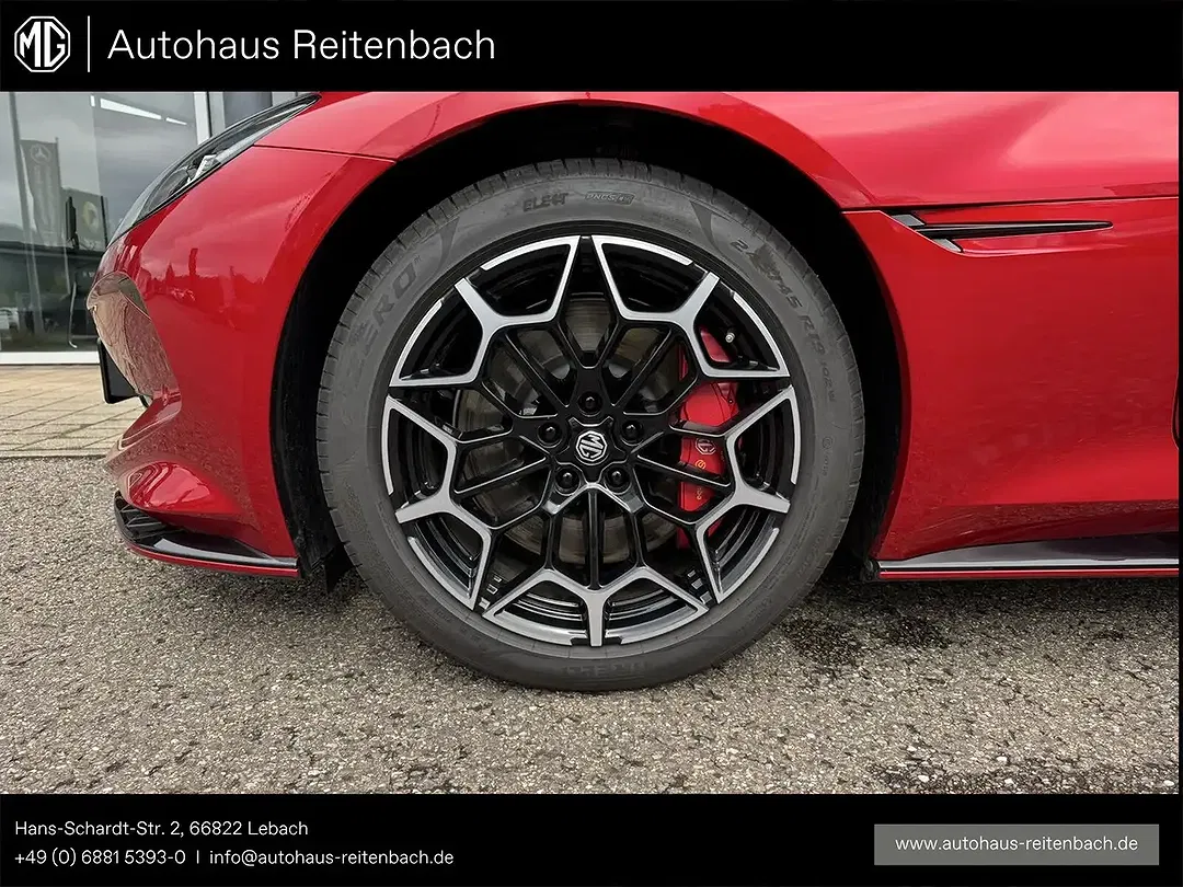 MG Cyberster - Thumbnail 12