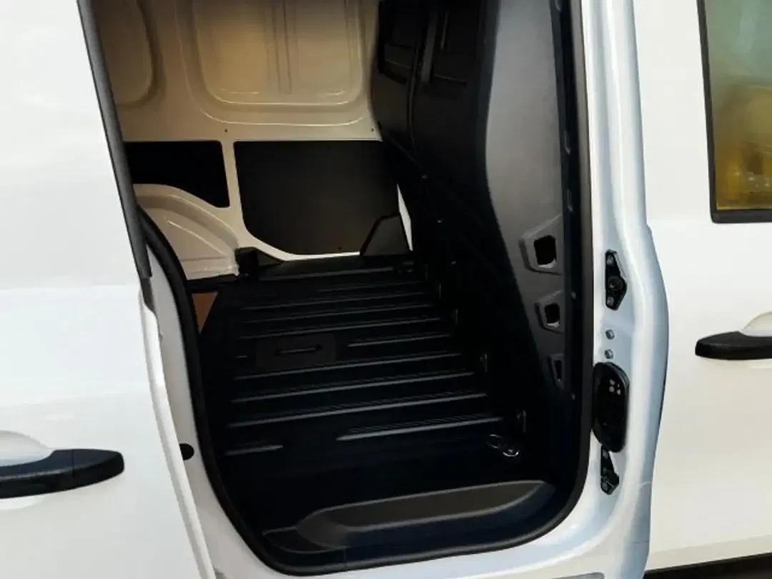 Nissan Townstar 45kWh - Thumbnail 9
