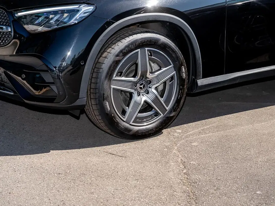 Mercedes-Benz GLC 300 4MATIC AMG MBUX - Thumbnail 6