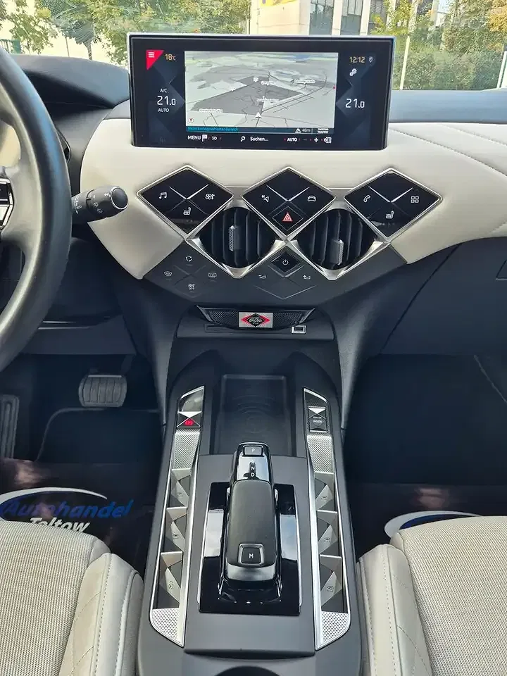 DS Automobiles DS 3 - Thumbnail 16