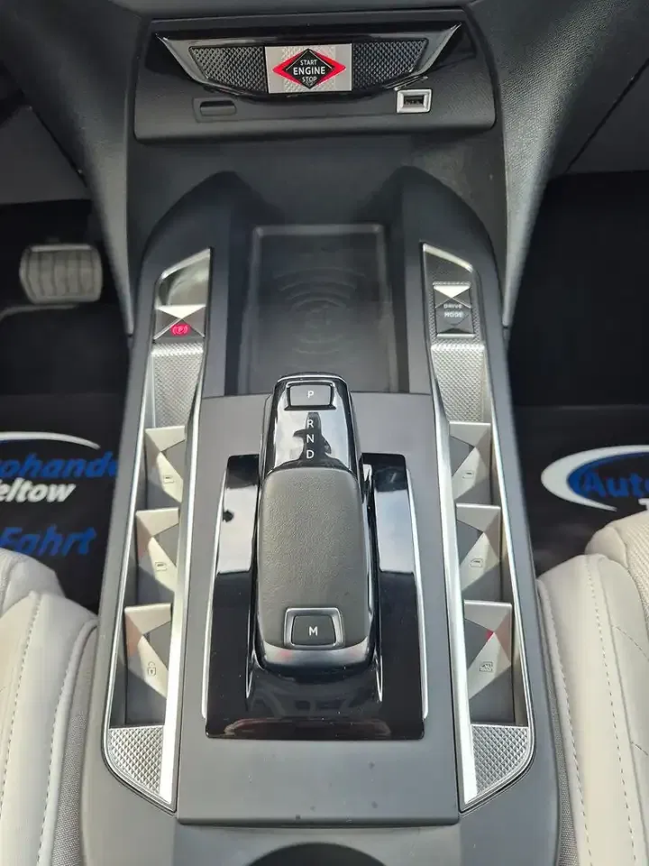 DS Automobiles DS 3 - Thumbnail 17