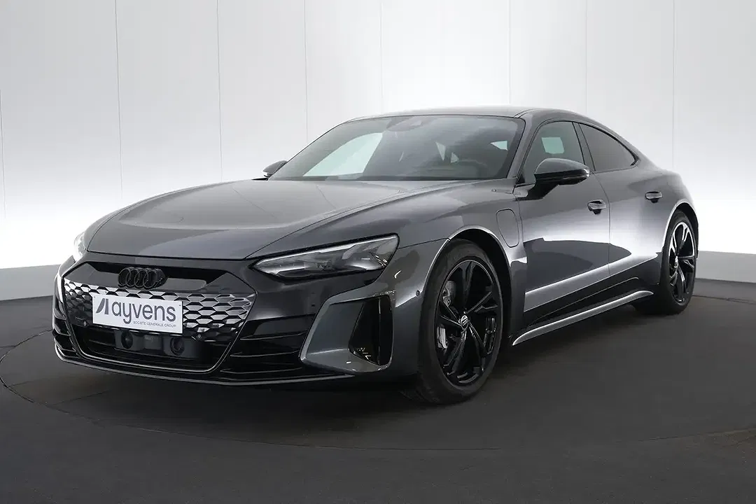 Audi TTS quattro - foto 1