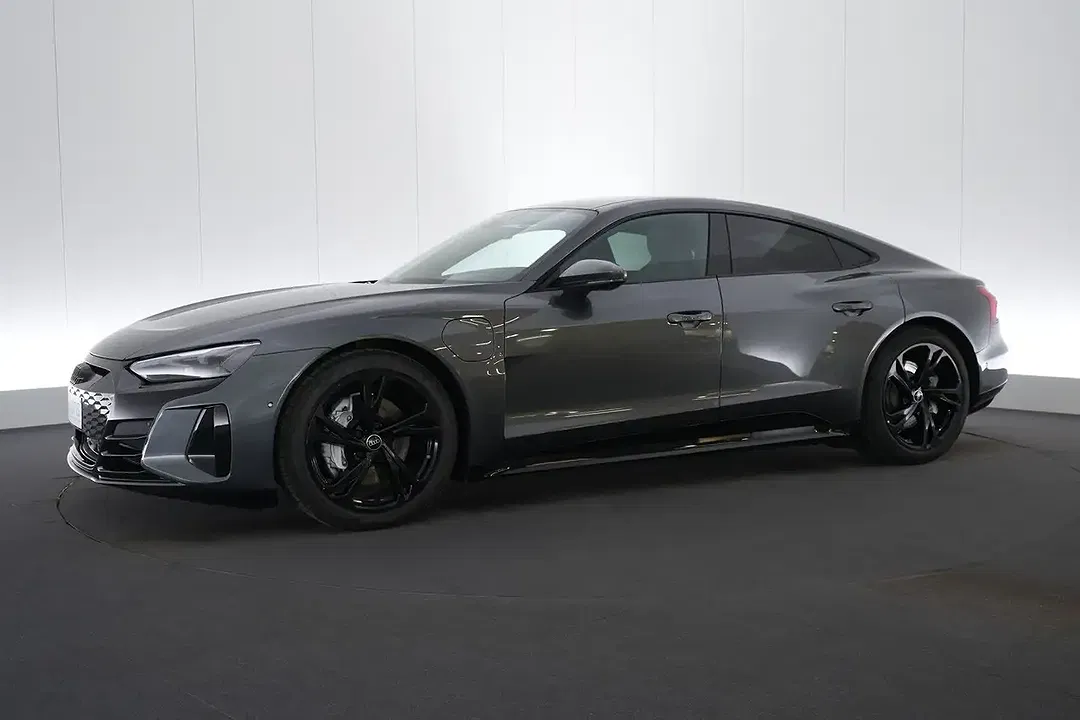 Audi TTS quattro - Thumbnail 12