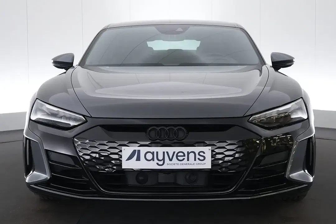 Audi TTS quattro - foto 2