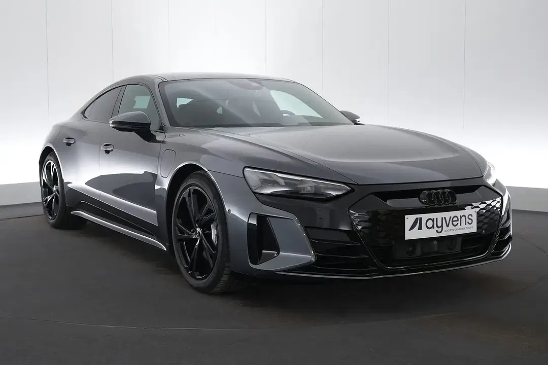 Audi TTS quattro - Thumbnail 3