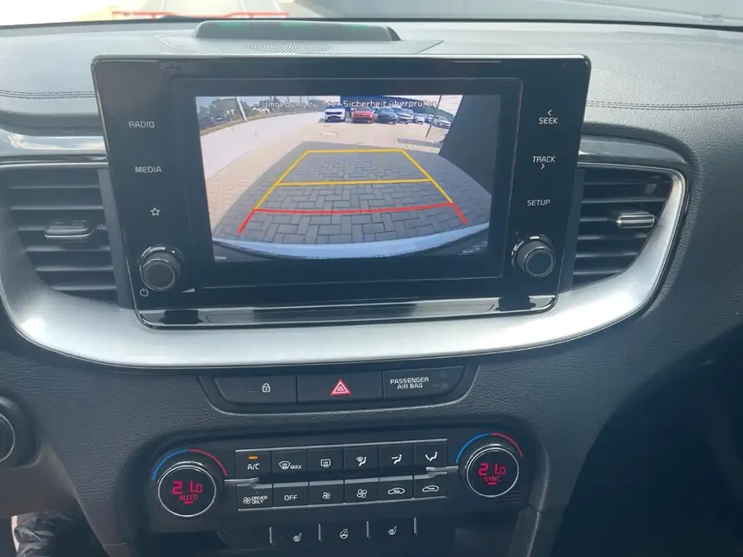 Kia XCeed 1.6 PHEV Spirit - Thumbnail 14