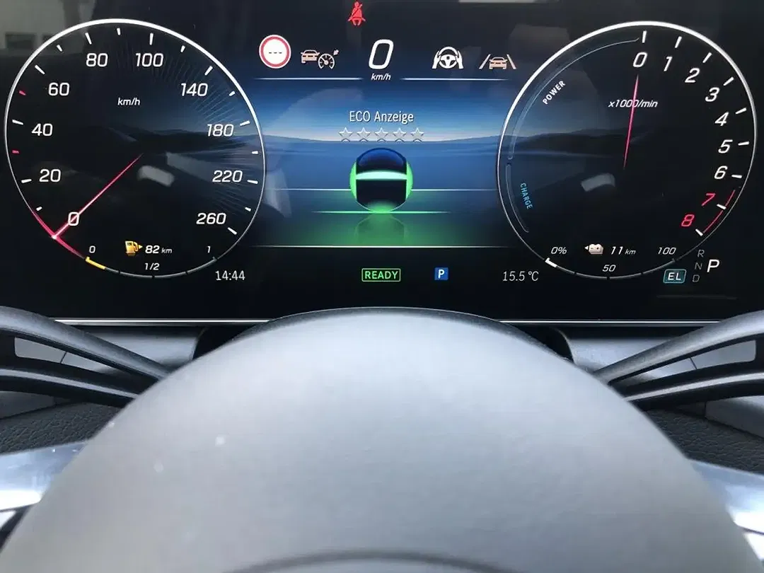 Mercedes-Benz GLC 300 4MATIC AMG MBUX Burmester Night - Thumbnail 9