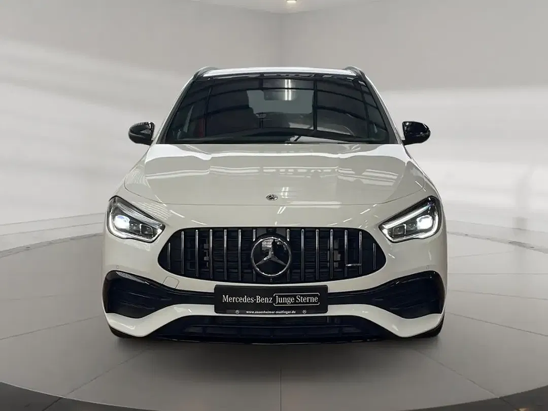 Mercedes-Benz GLA 35 AMG 4MATIC MBUX Night - Thumbnail 5