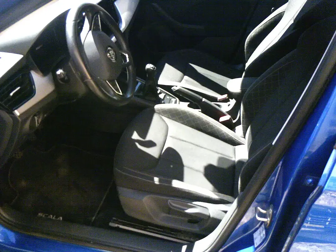 Skoda Scala Drive - Thumbnail 10