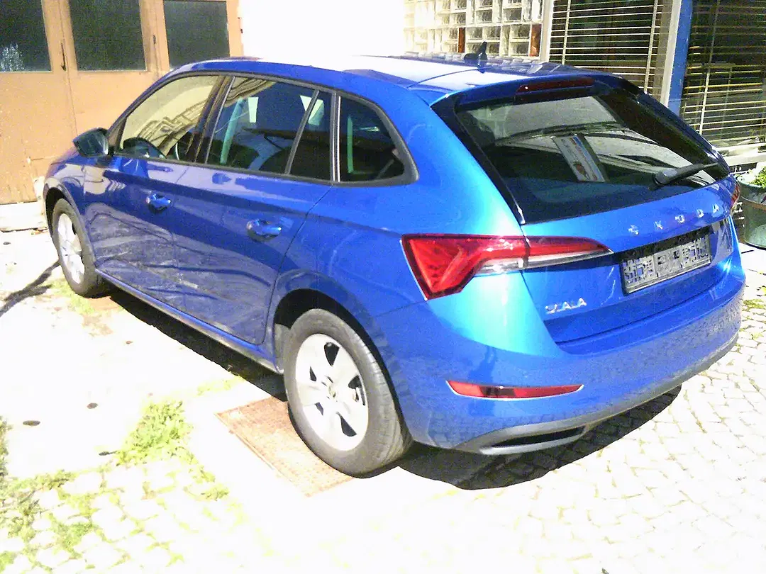 Skoda Scala Drive - Thumbnail 5