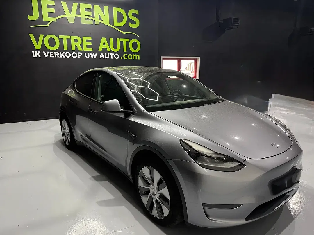 Tesla Model Y Dual Motor Performance - Afbeelding 1