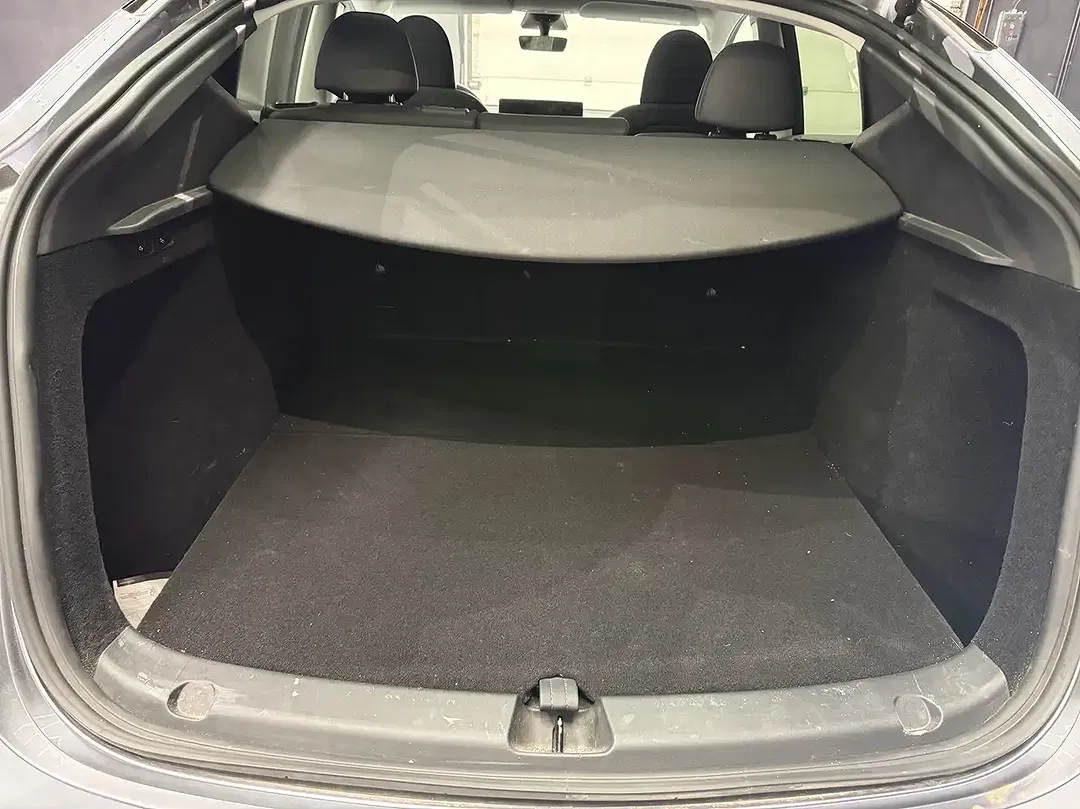 Tesla Model Y Dual Motor Performance - Thumbnail 7