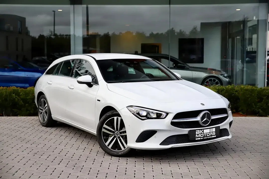 Mercedes-Benz CLA 250 PHEV - foto 1