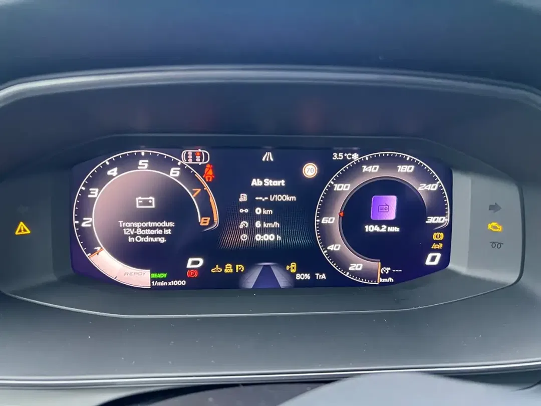 CUPRA Leon 1.5 eTSI DSG Sportstourer - Thumbnail 10
