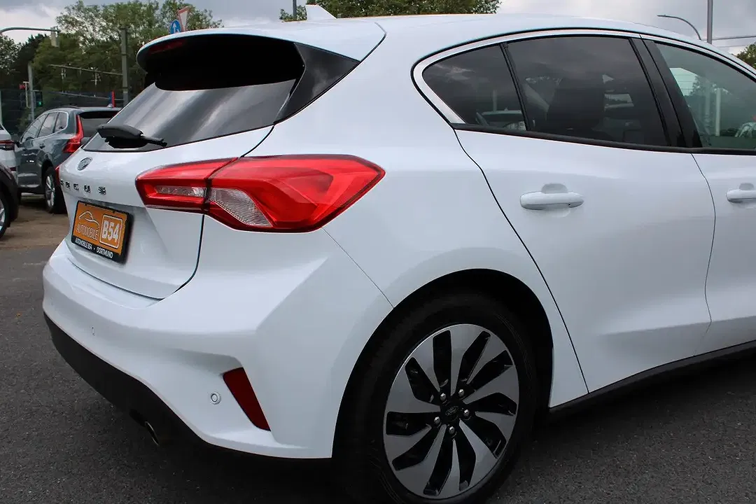Ford Focus Cool & Connect - Thumbnail 11