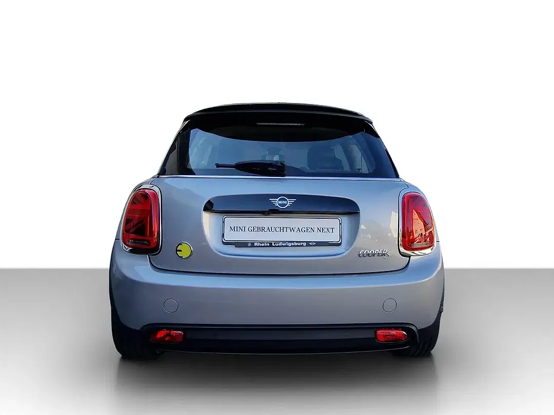 MINI Cooper SE - Thumbnail 5