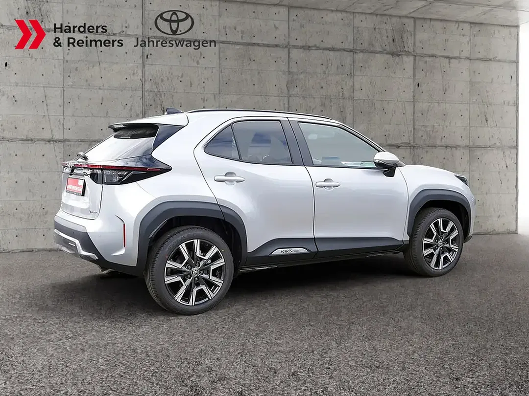 Toyota Yaris Cross Hybrid - Thumbnail 5