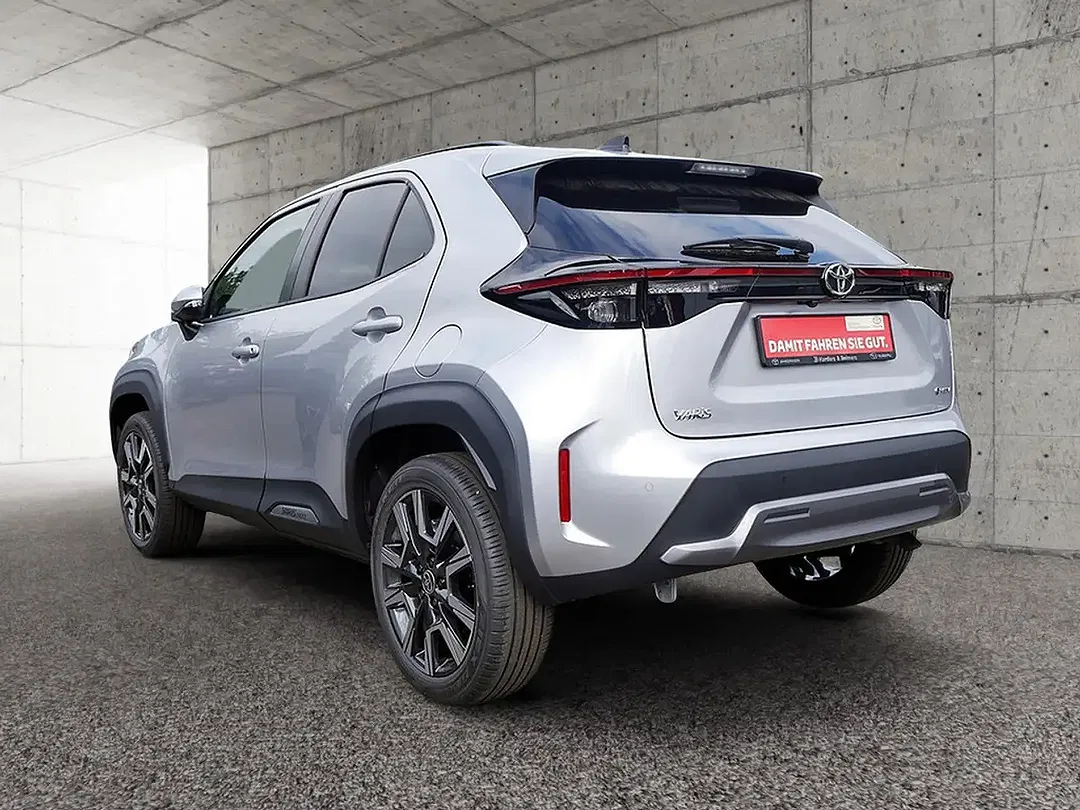 Toyota Yaris Cross Hybrid - Thumbnail 6