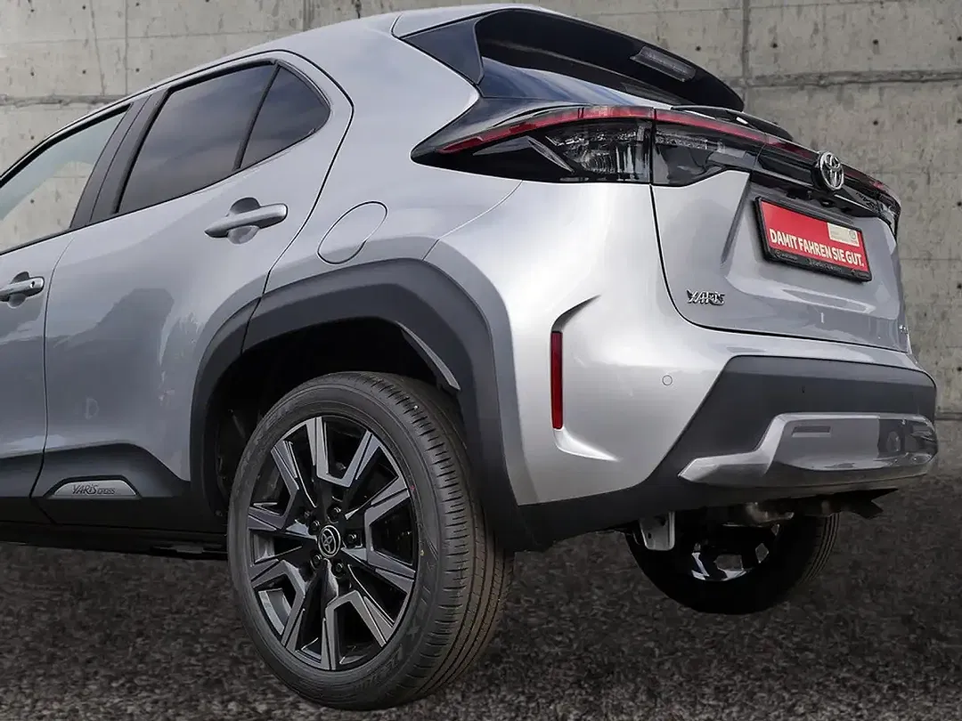 Toyota Yaris Cross Hybrid - Thumbnail 7