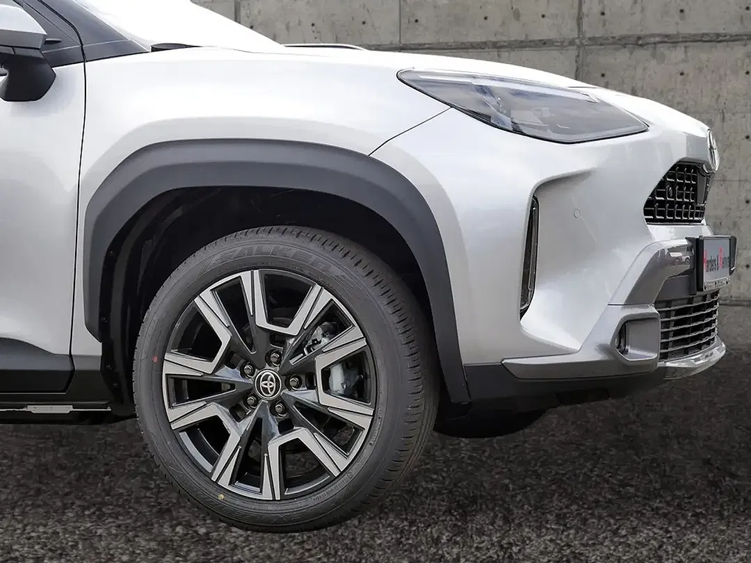 Toyota Yaris Cross Hybrid - Thumbnail 8