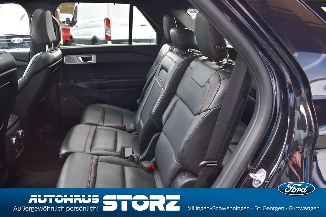 Ford Explorer PHEV 4x4 ST-Line - Thumbnail 13