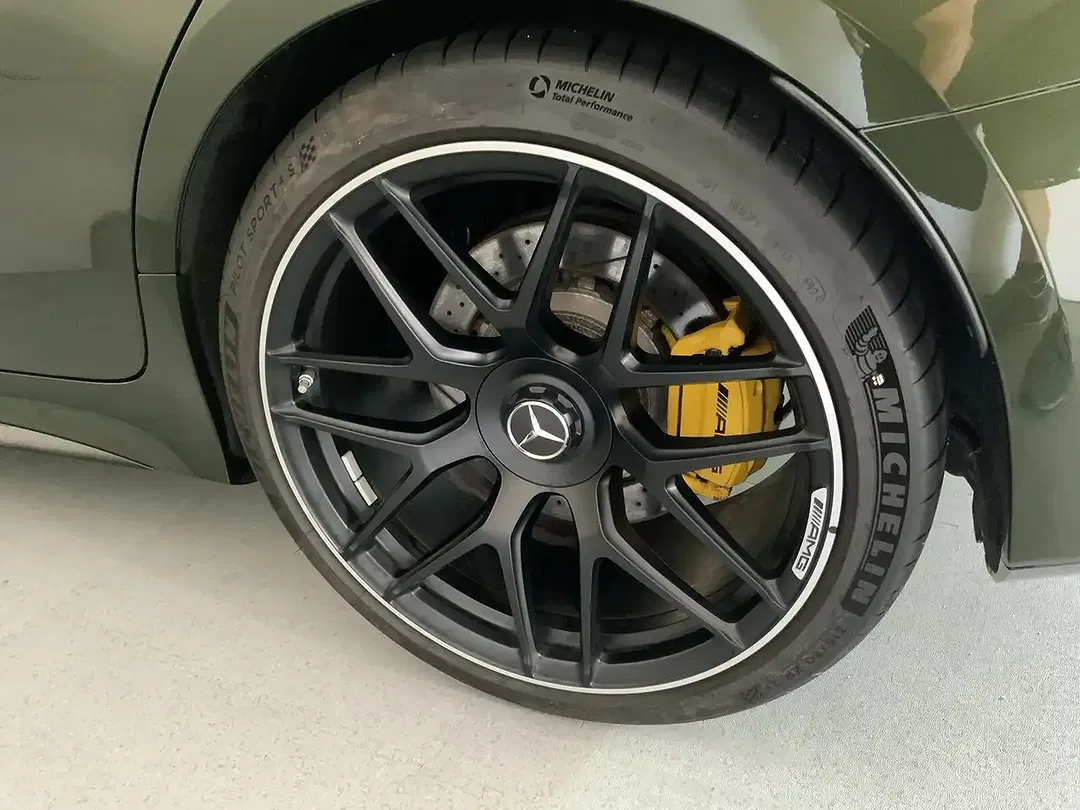 Mercedes-Benz AMG GT 53 4MATIC Night - Thumbnail 7