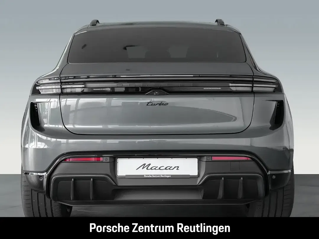 Porsche Macan Turbo - Thumbnail 9